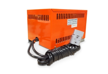 Laddare för HEF1200/4, 24 V / 50 Ah, SolidHub