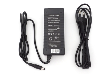 Laddare för HU-P1316, 12 V / 4 Ah, TecMaschin